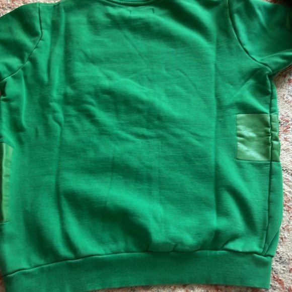 Sweater - Picture 5 of 5